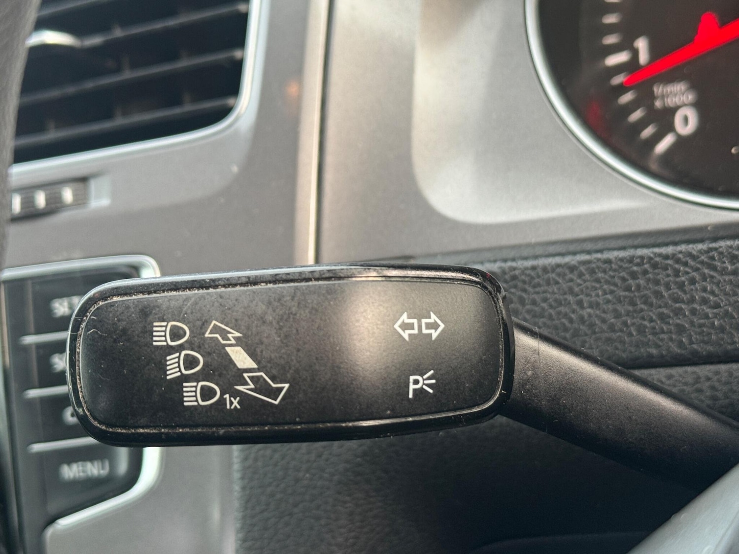 Used Volkswagen Golf 2014 for sale - 76409150: Photo 34