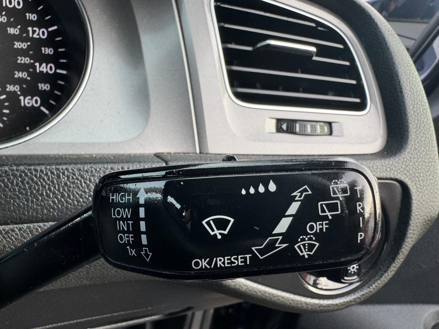 Used Volkswagen Golf 2014 for sale - 76409150: Photo 35