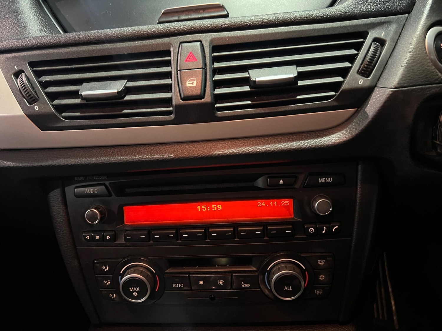 Used BMW X1 2011 for sale - 76701921: Photo 25