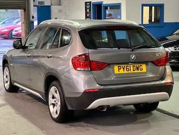 Used BMW X1 2011 for sale - 76701921: Photo