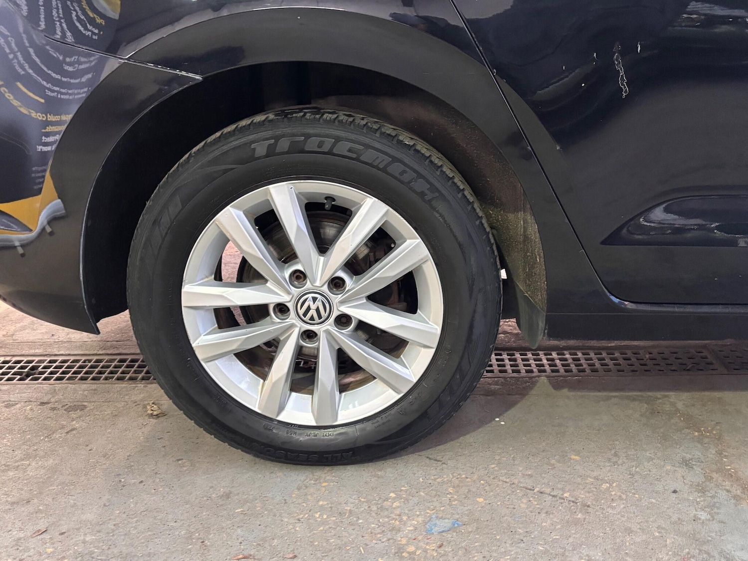 Used Volkswagen Touran 2016 for sale - 77892349: Photo 24