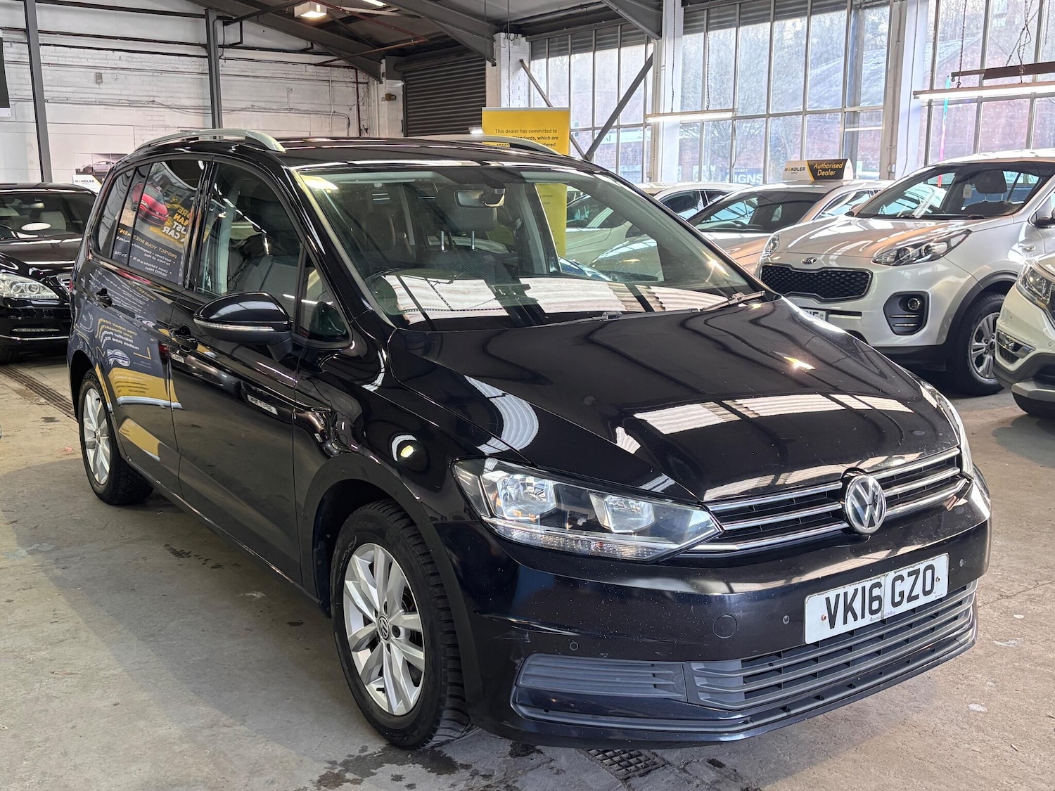 Used Volkswagen Touran 2016 for sale - 77892349: Photo 5