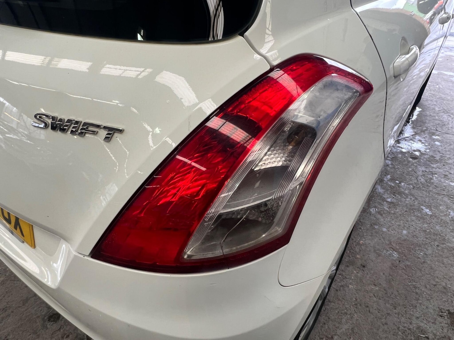 Used Suzuki Swift 2015 for sale - 77597762: Photo 11