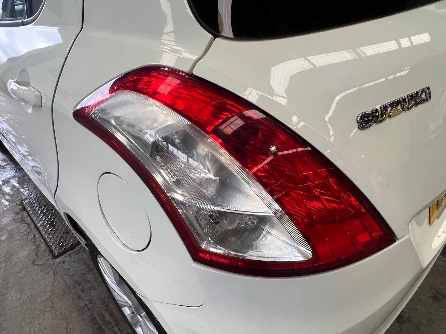 Used Suzuki Swift 2015 for sale - 77597762: Photo 12