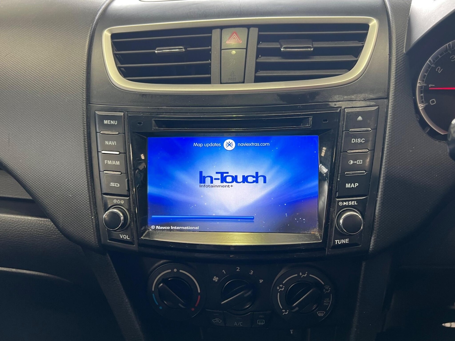 Used Suzuki Swift 2015 for sale - 77597762: Photo 19