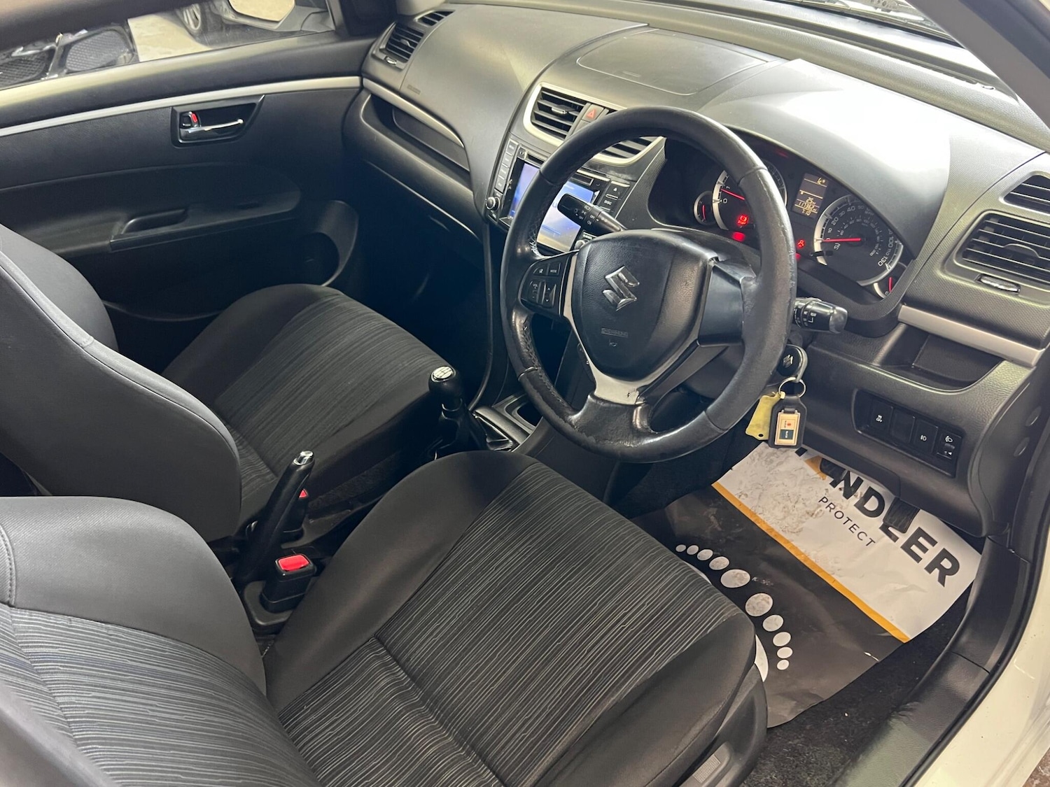 Used Suzuki Swift 2015 for sale - 77597762: Photo 24