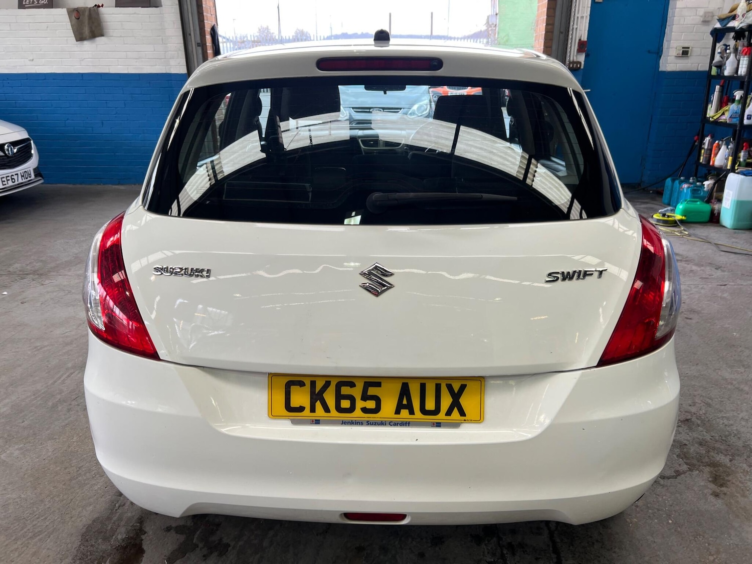 Used Suzuki Swift 2015 for sale - 77597762: Photo 6