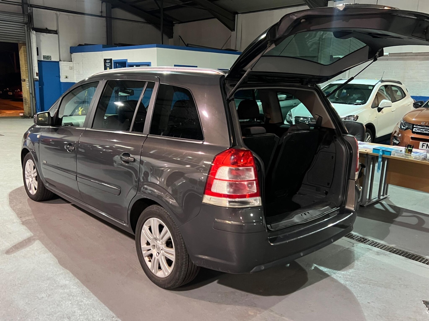 Used Vauxhall Zafira 2013 for sale - 76658769: Photo 7