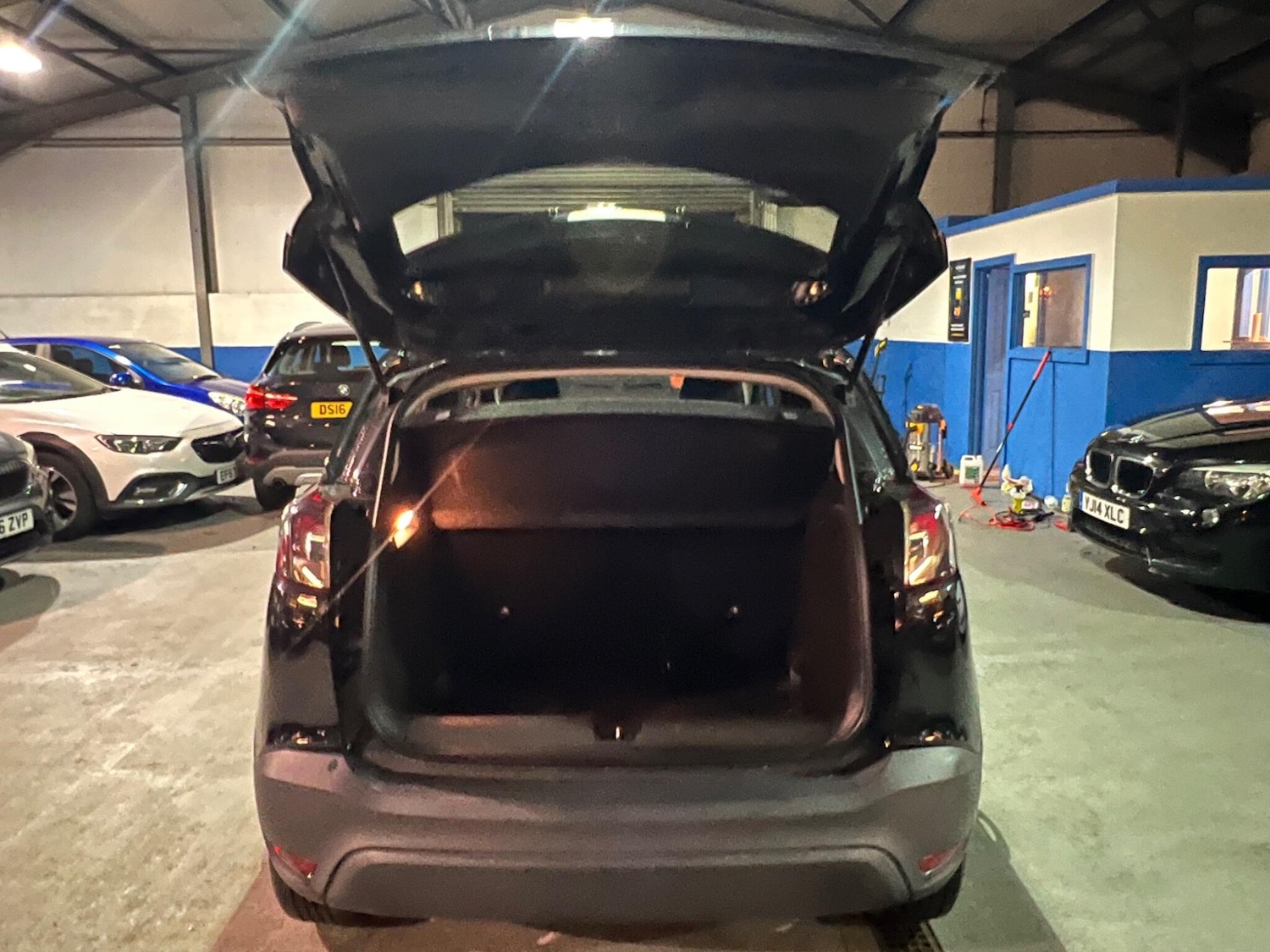 Used Vauxhall Crossland X 2019 for sale - 76899470: Photo 22