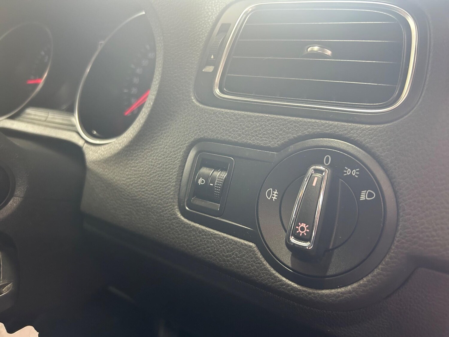 Used Volkswagen Polo for sale - 78214386: Photo 27