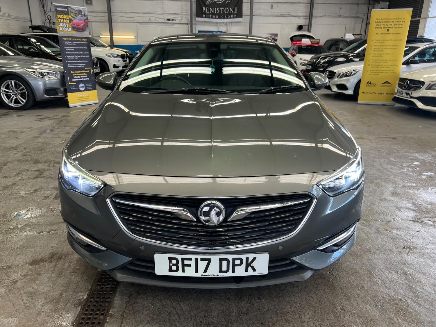 Used Vauxhall Insignia 2017 for sale - 77637626: Photo 7