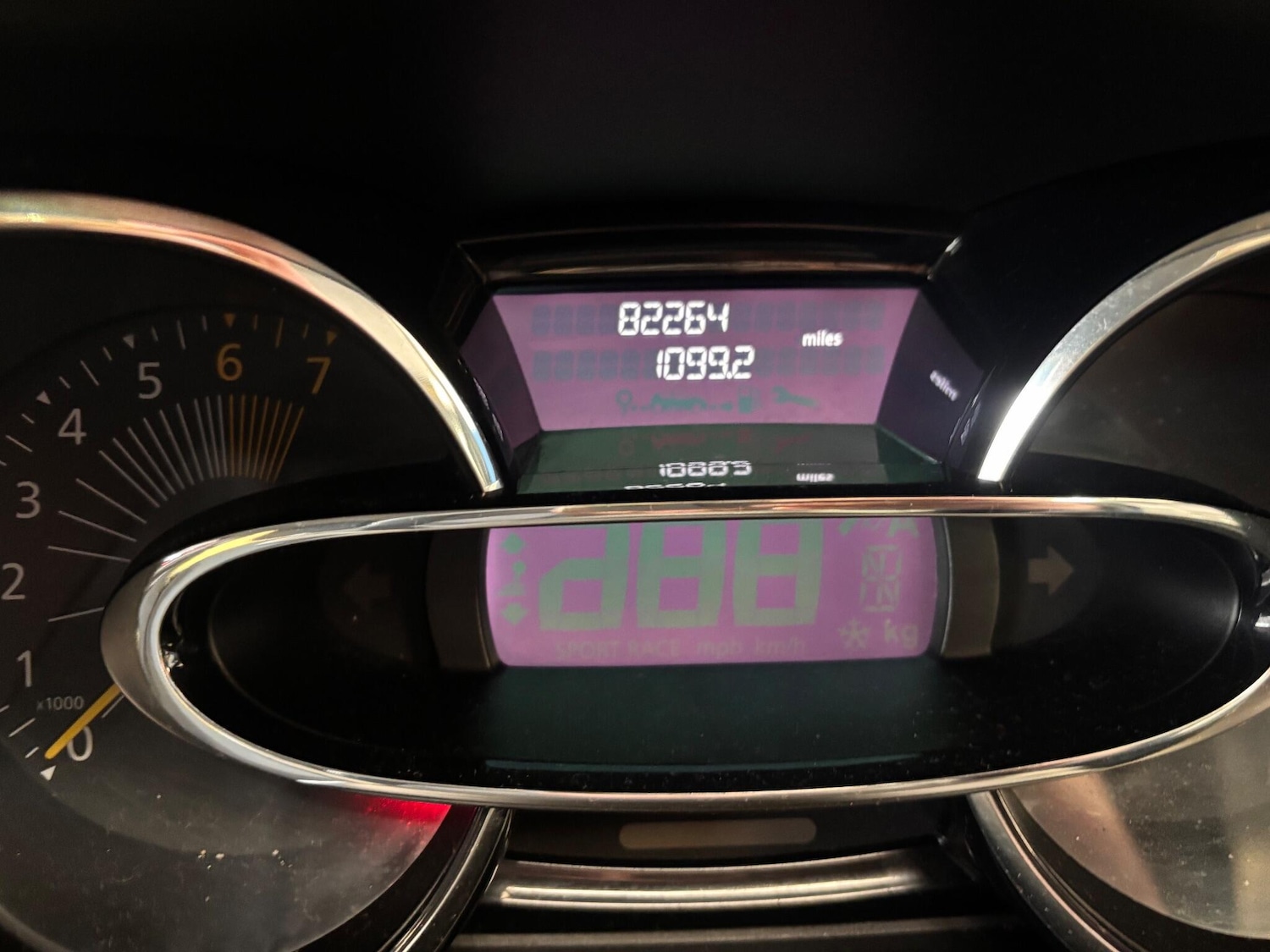 Used Renault Clio 2014 for sale - 77624890: Photo 19