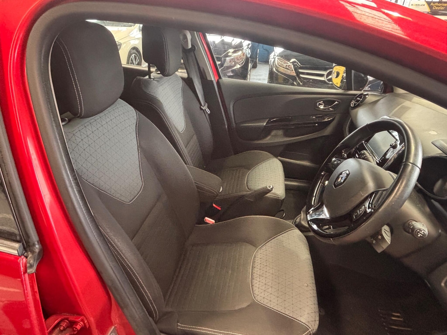 Used Renault Clio 2014 for sale - 77624890: Photo 21