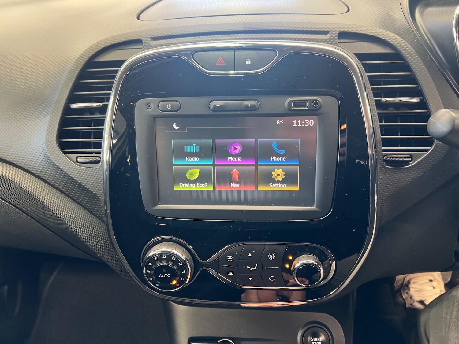 Used Renault Captur for sale - 77892074: Photo 20