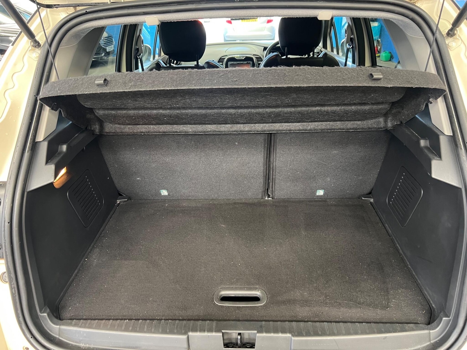 Used Renault Captur for sale - 77892074: Photo 22