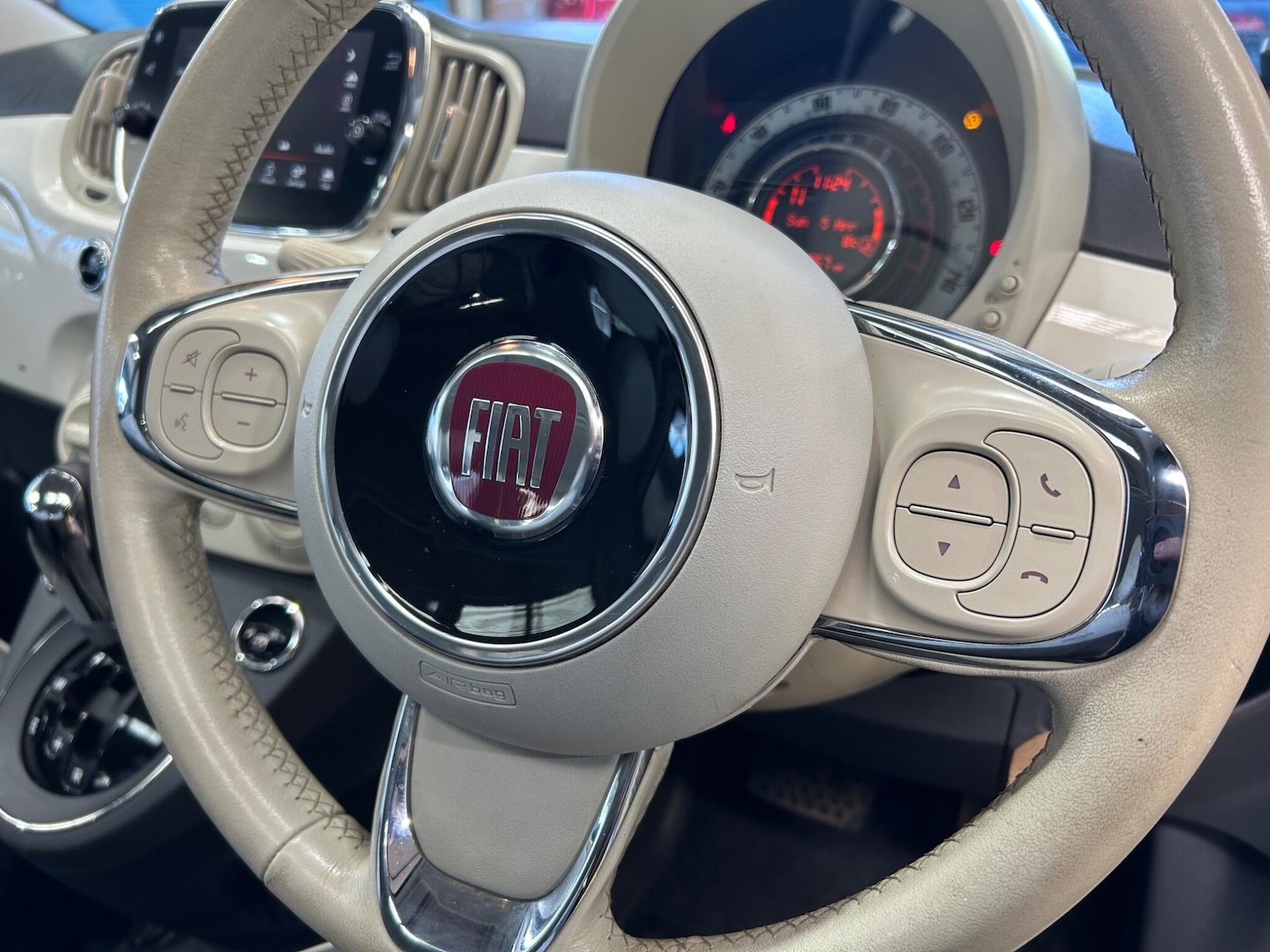 Used Fiat 500 2016 for sale - 78147987: Photo 9