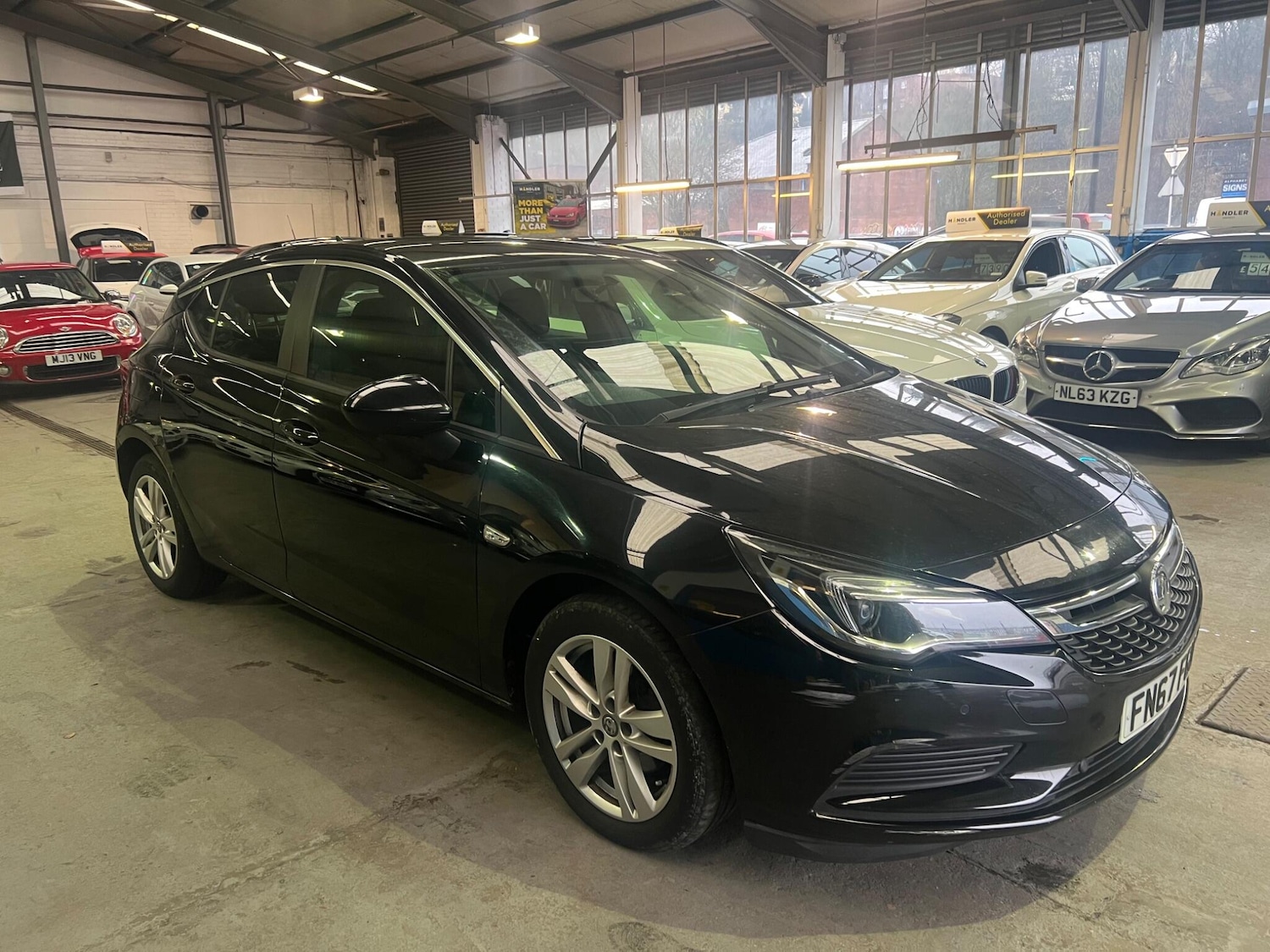 Used Vauxhall Astra 2017 for sale - 77574074: Photo 3