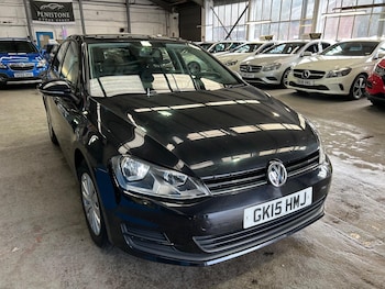Used Volkswagen Golf 2015 for sale - 77709768: Photo