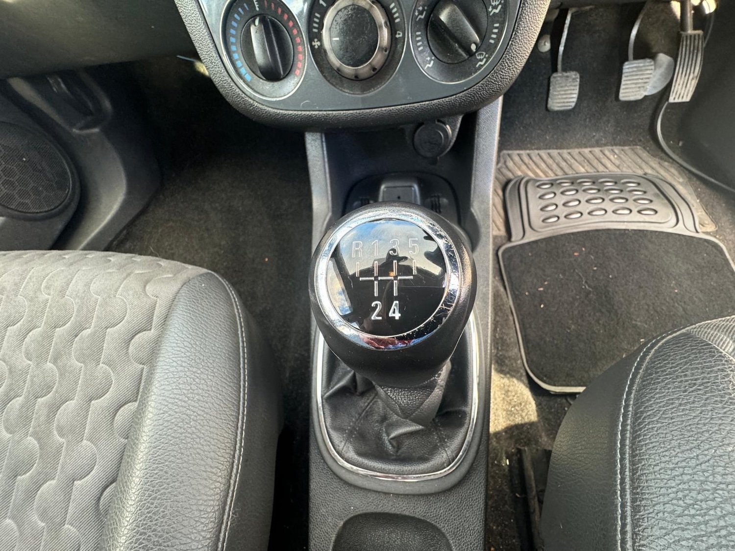 Used Vauxhall Corsa 2012 for sale - 76375628: Photo 20