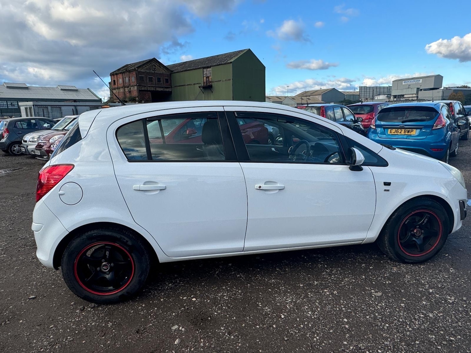 Used Vauxhall Corsa 2012 for sale - 76375628: Photo 9