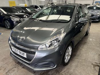 Used Peugeot 208 2017 for sale - 79670061: Photo