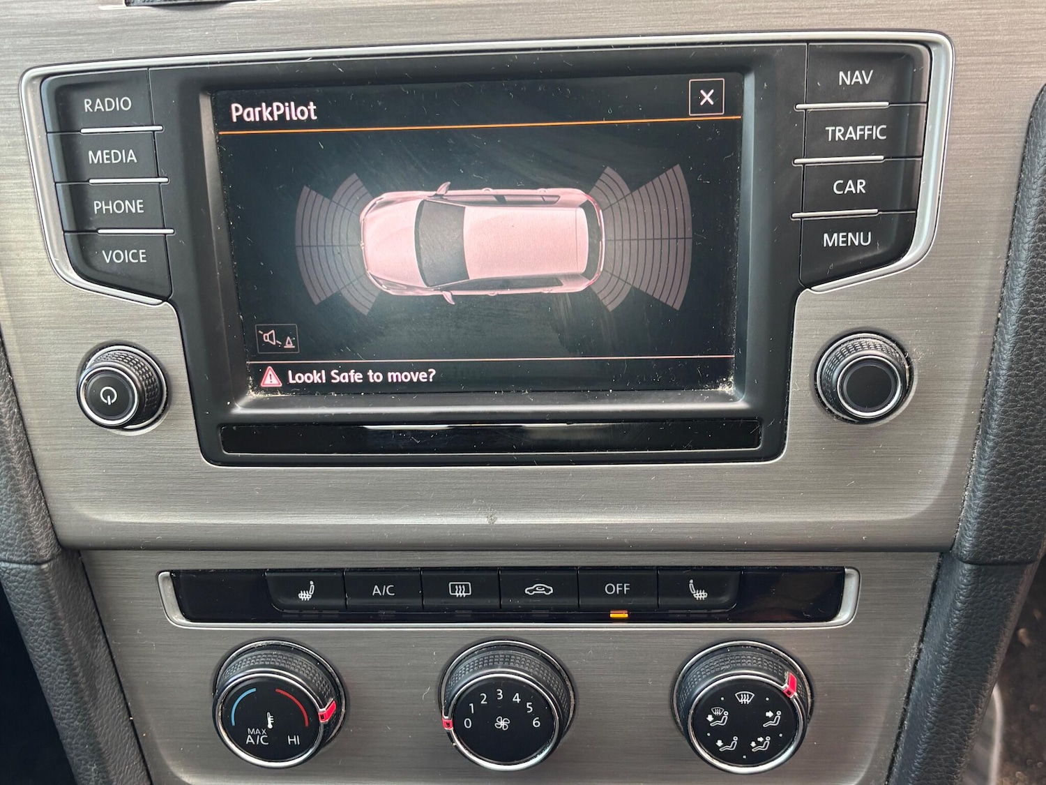 Used Volkswagen Golf 2016 for sale - 77454704: Photo 15