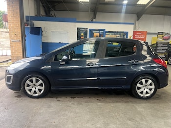 Used Peugeot 308 2011 for sale - 79292350: Photo