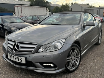 Used Mercedes-Benz E-Class 2011 for sale - 76200066: Photo
