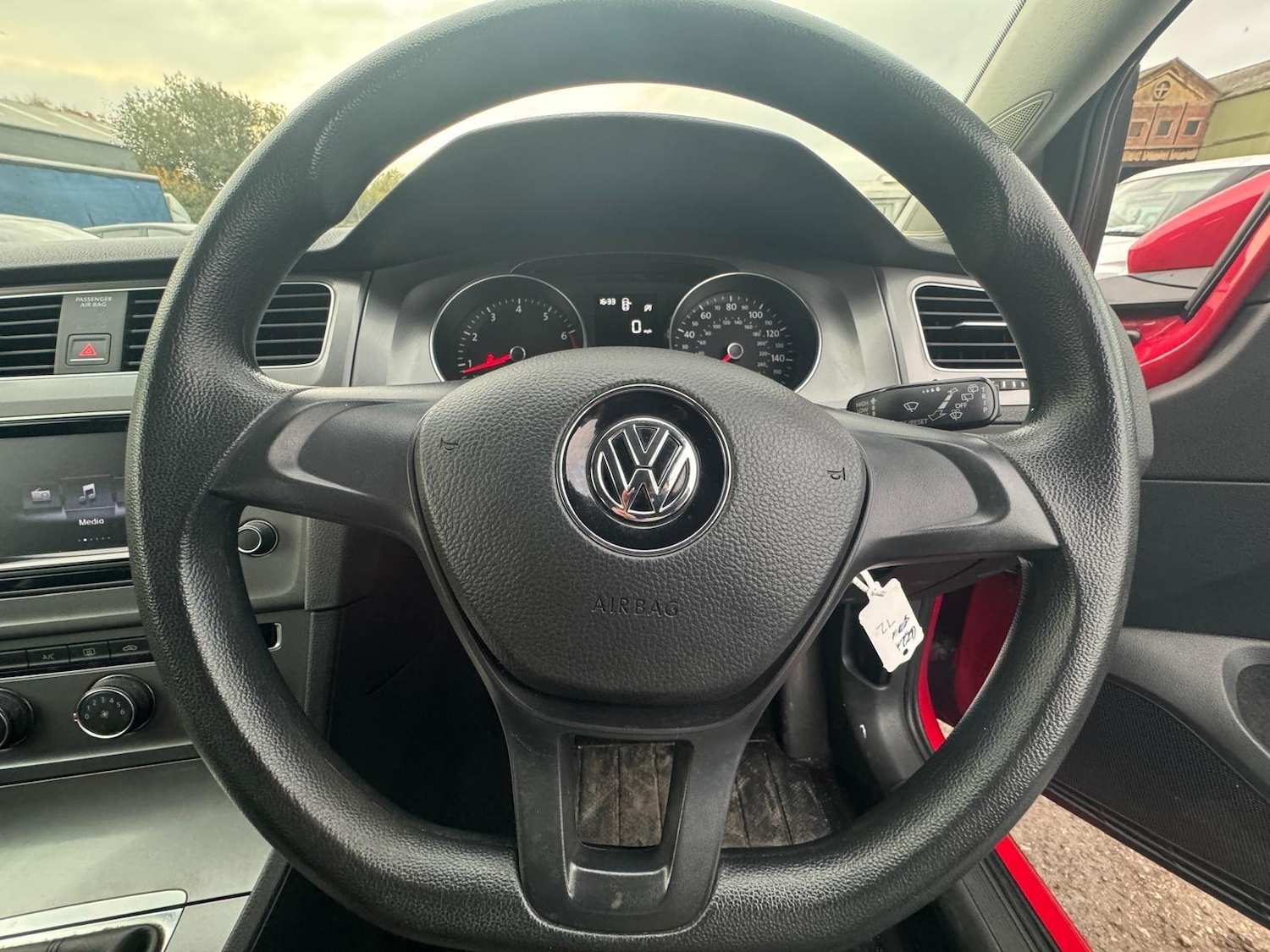 Used Volkswagen Golf 2015 for sale - 76521802: Photo 33
