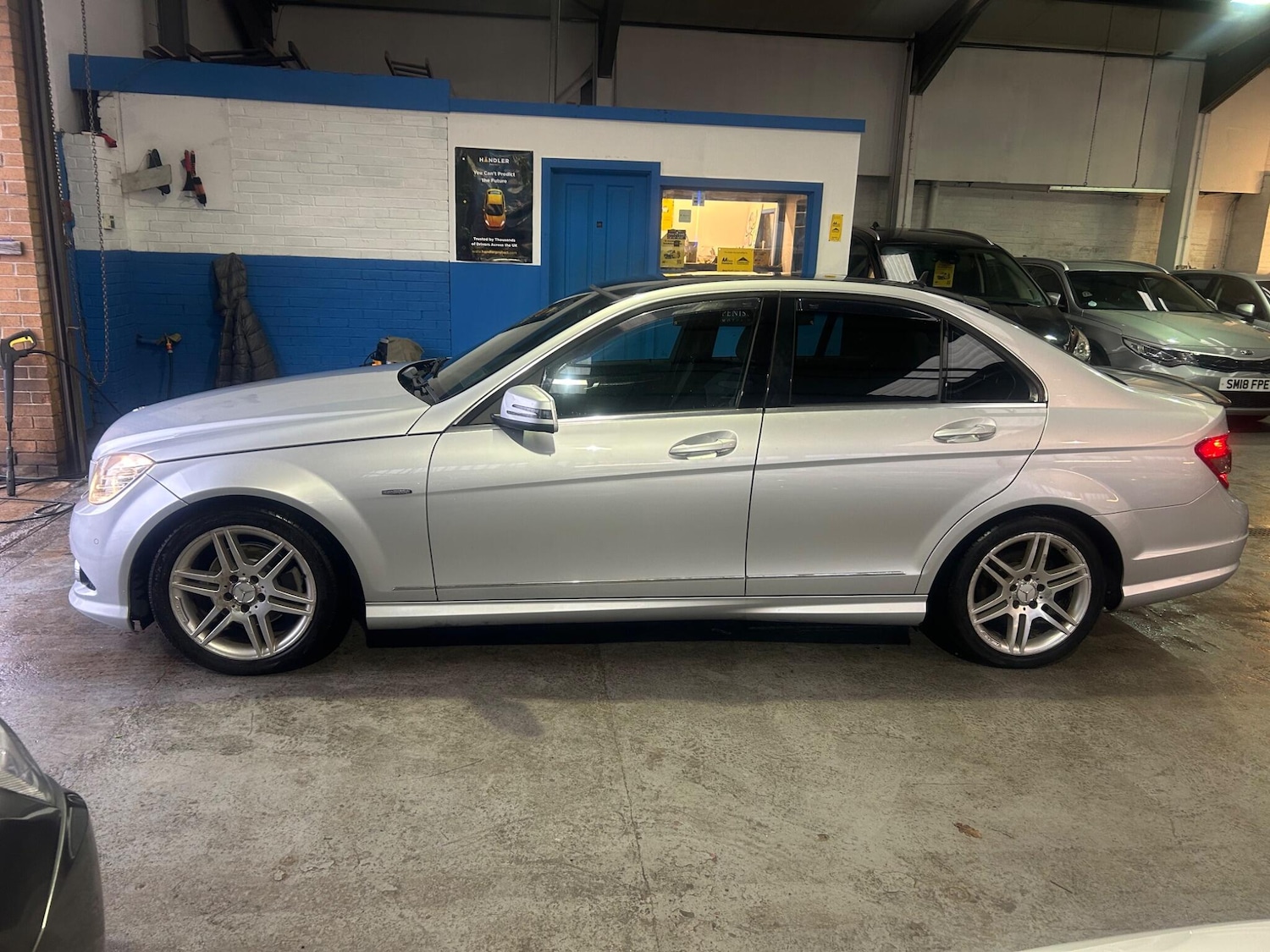 Used Mercedes-Benz C Class for sale - 77305097: Photo 5