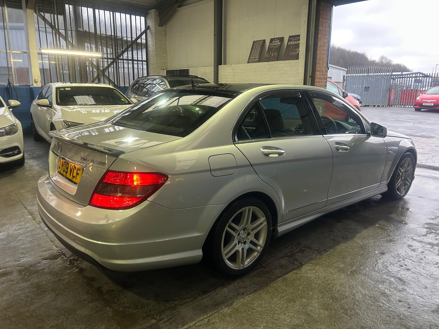 Used Mercedes-Benz C Class for sale - 77305097: Photo 8