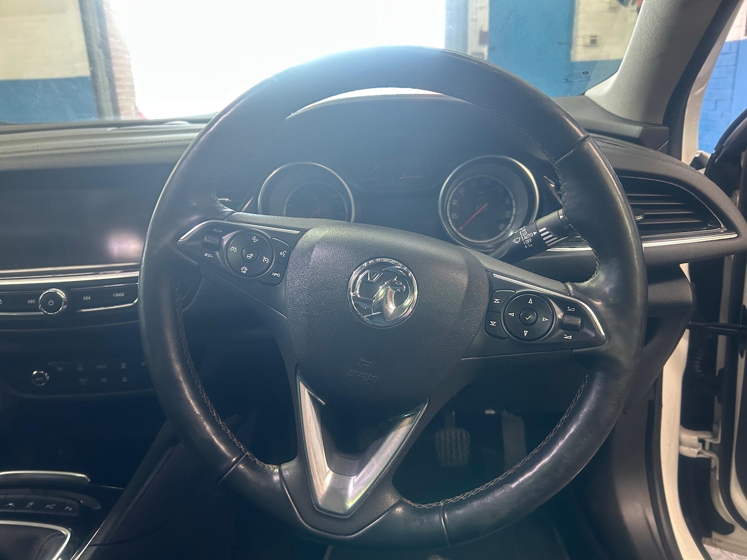 Used Vauxhall Insignia 2017 for sale - 77242707: Photo 10