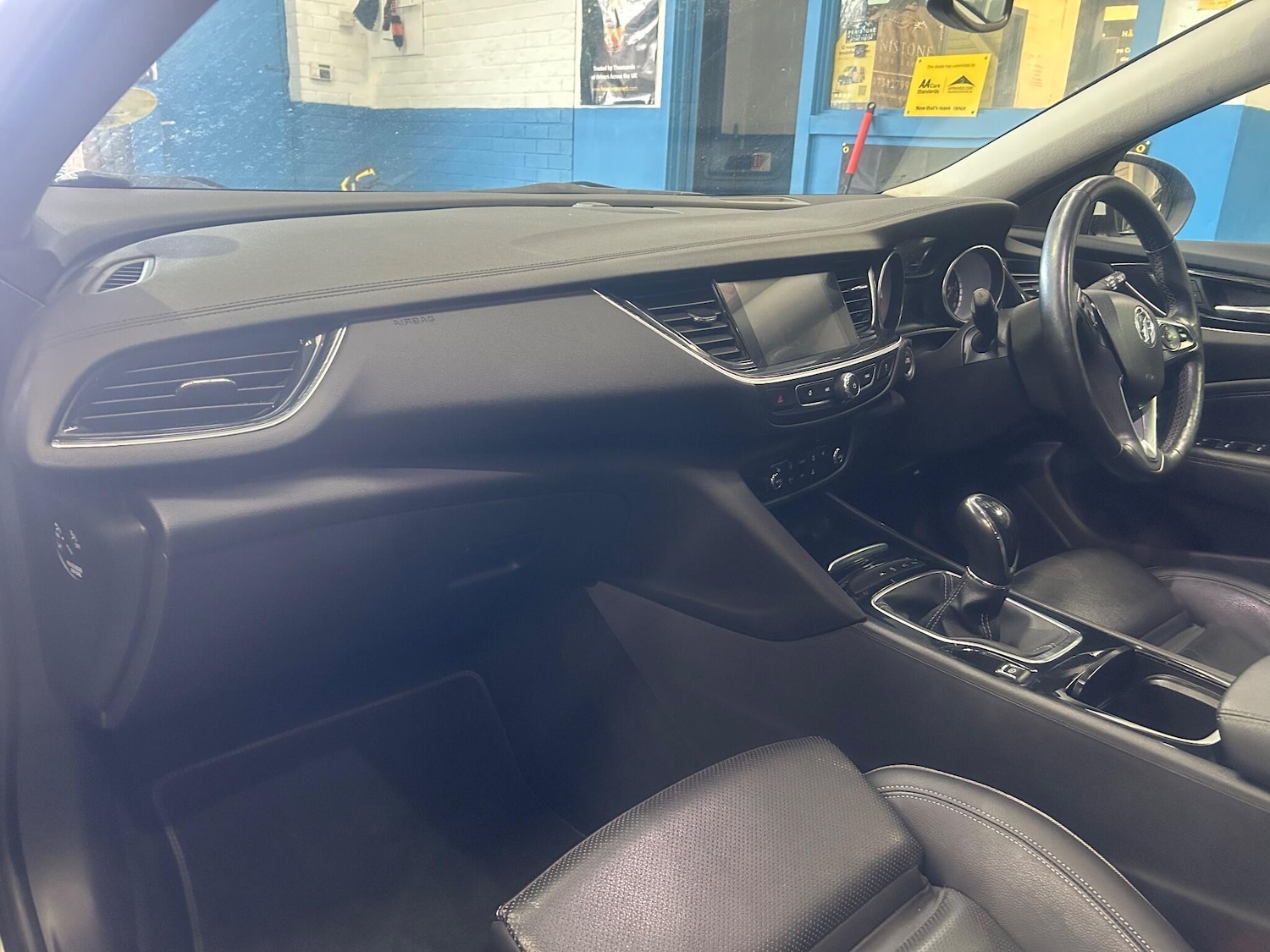 Used Vauxhall Insignia 2017 for sale - 77242707: Photo 14