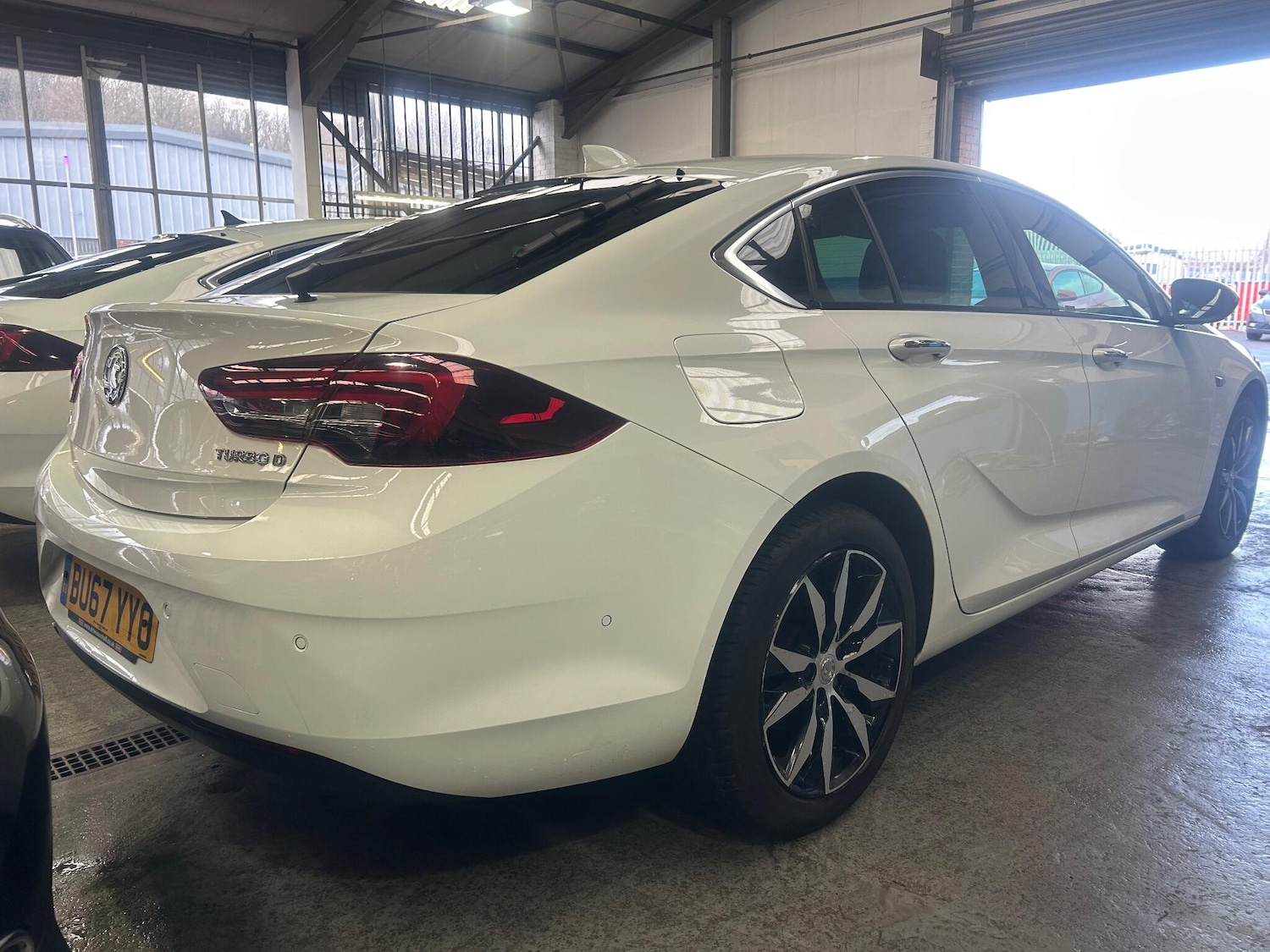 Used Vauxhall Insignia 2017 for sale - 77242707: Photo 5