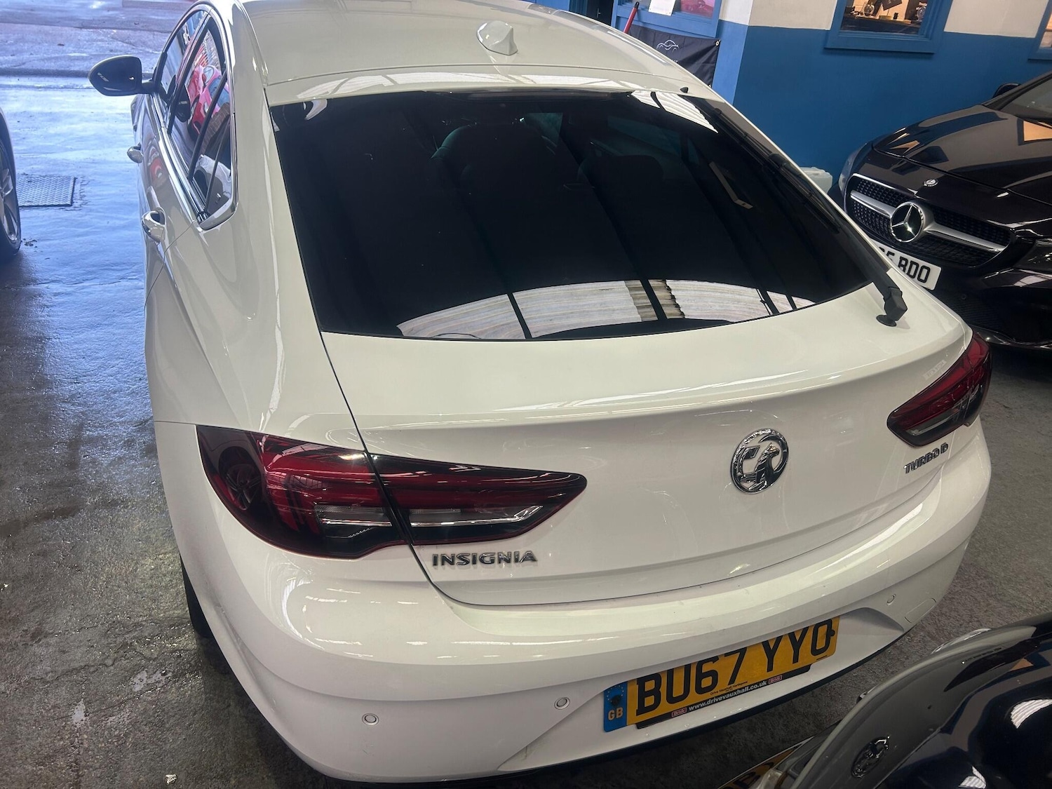 Used Vauxhall Insignia 2017 for sale - 77242707: Photo 6