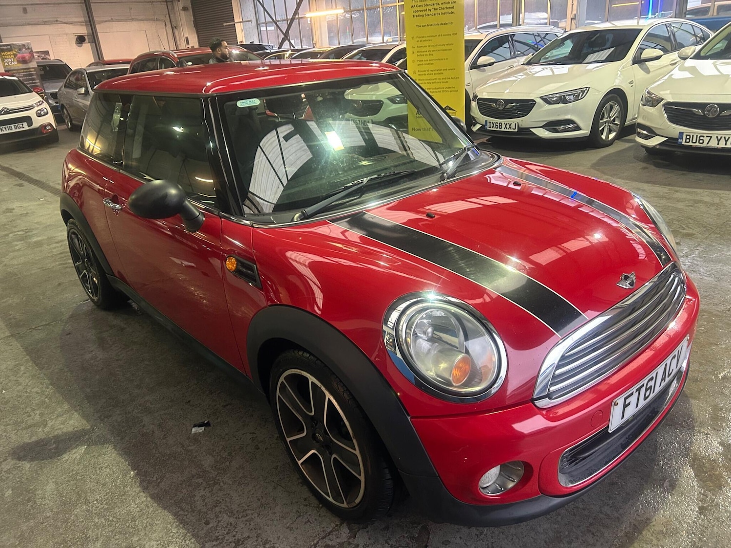 Used MINI Hatch 2011 for sale - 77291241: Photo 2