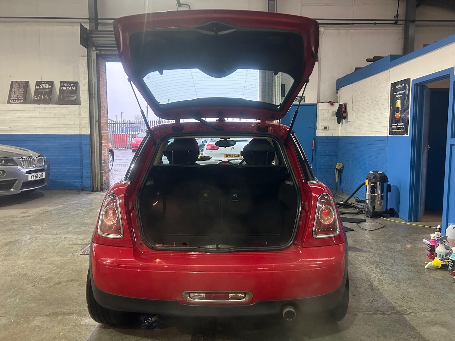 Used MINI Hatch 2011 for sale - 77291241: Photo 27