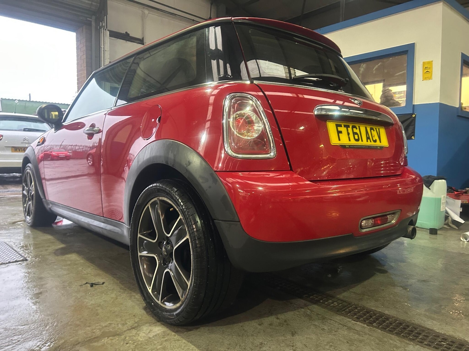 Used MINI Hatch 2011 for sale - 77291241: Photo 30