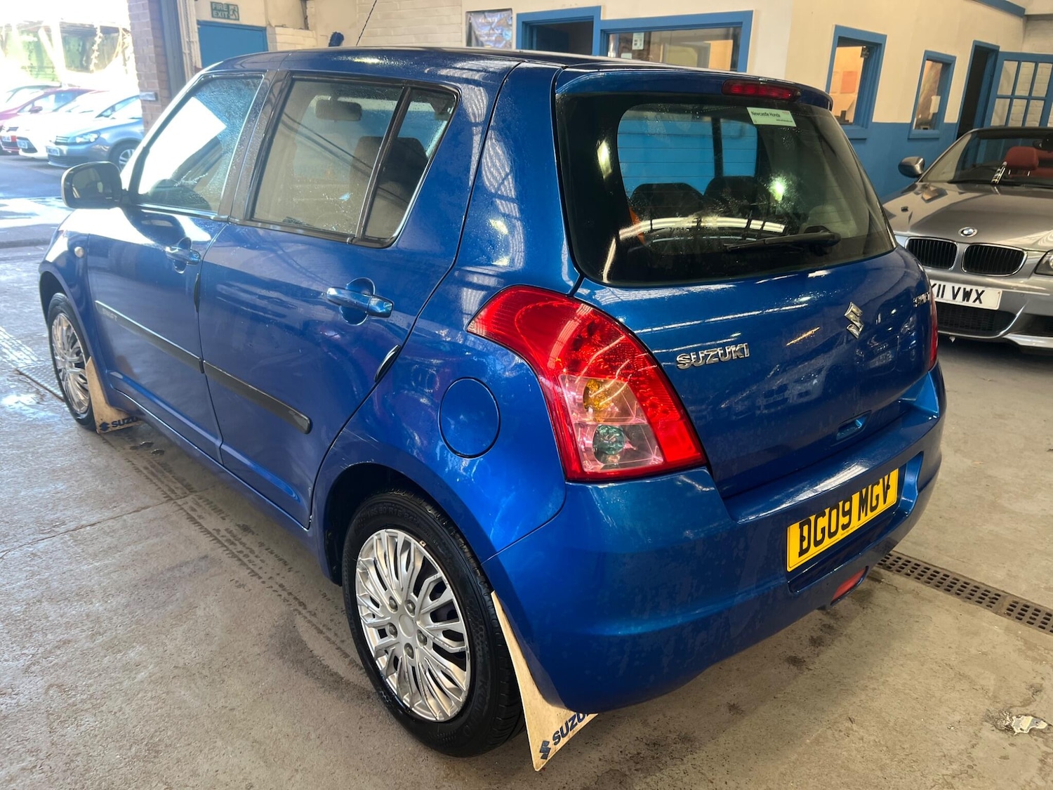 Used Suzuki Swift 2009 for sale - 77097925: Photo 8