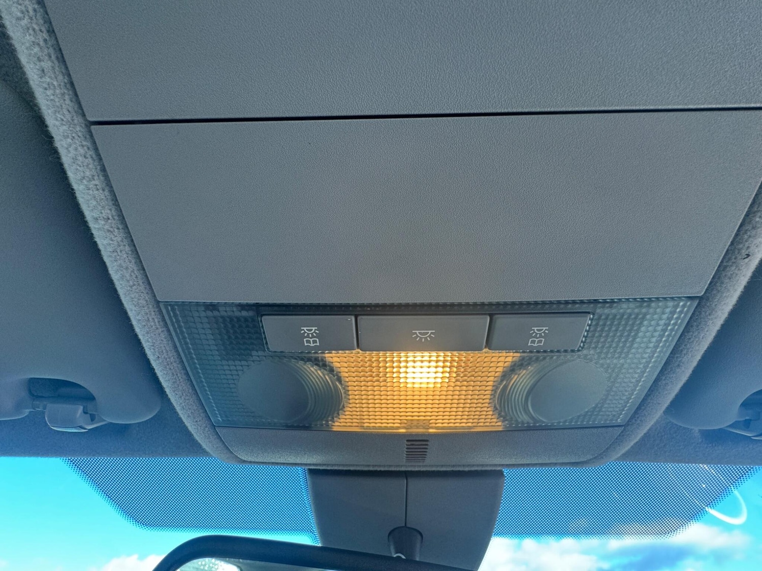 Used Vauxhall Corsa 2012 for sale - 76473686: Photo 31