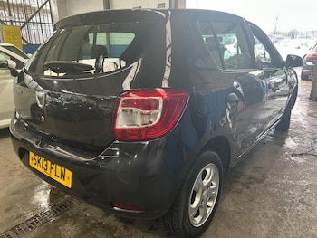 Used Dacia Sandero 2013 for sale - 78292233: Photo