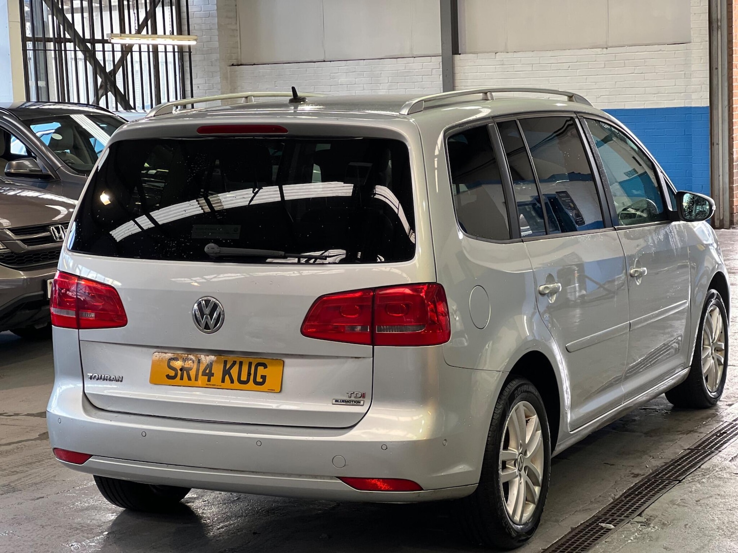 Used Volkswagen Touran 2014 for sale - 76952550: Photo 12