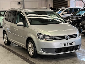 Used Volkswagen Touran 2014 for sale - 76952550: Photo