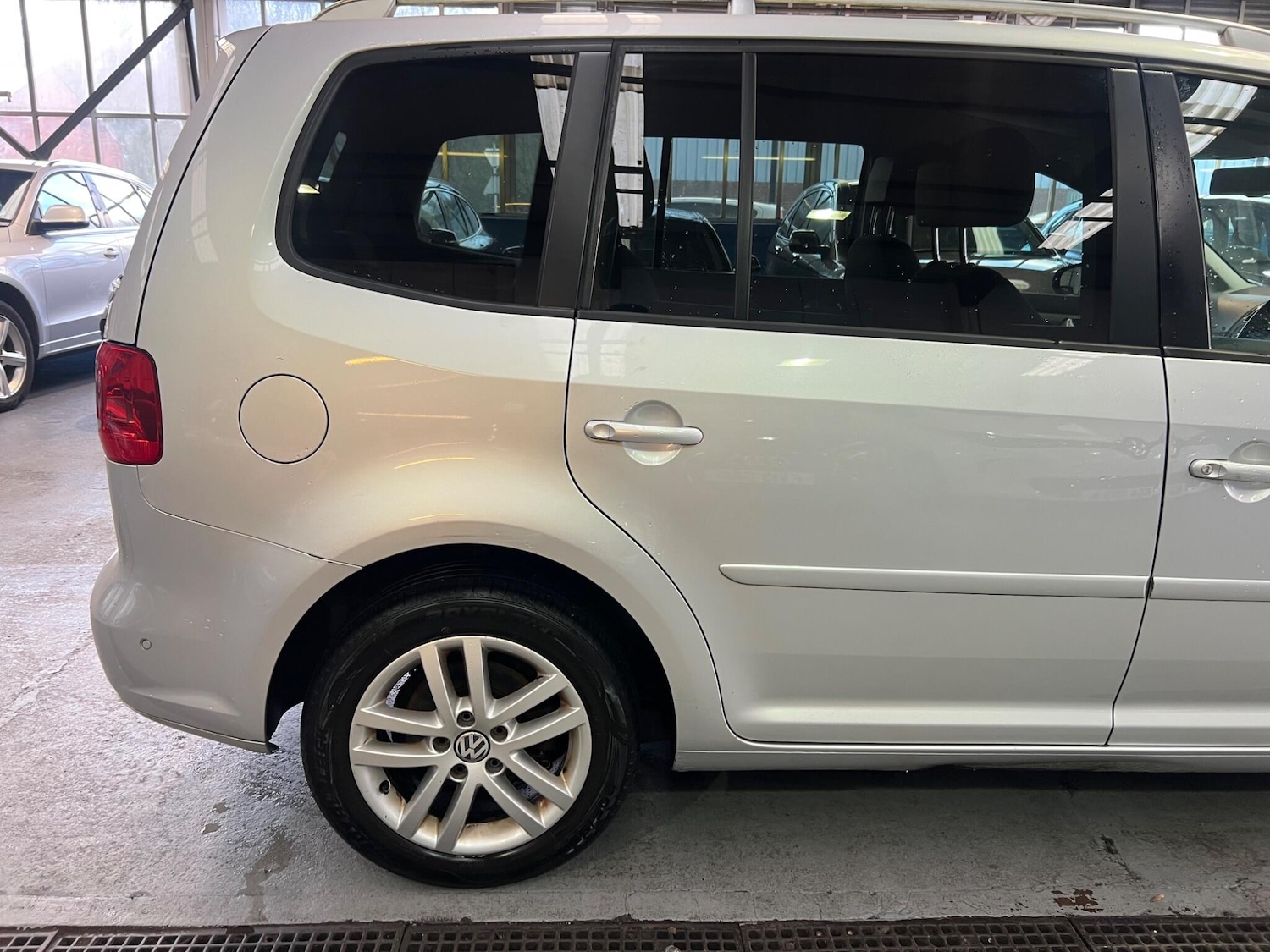 Used Volkswagen Touran 2014 for sale - 76952550: Photo 22