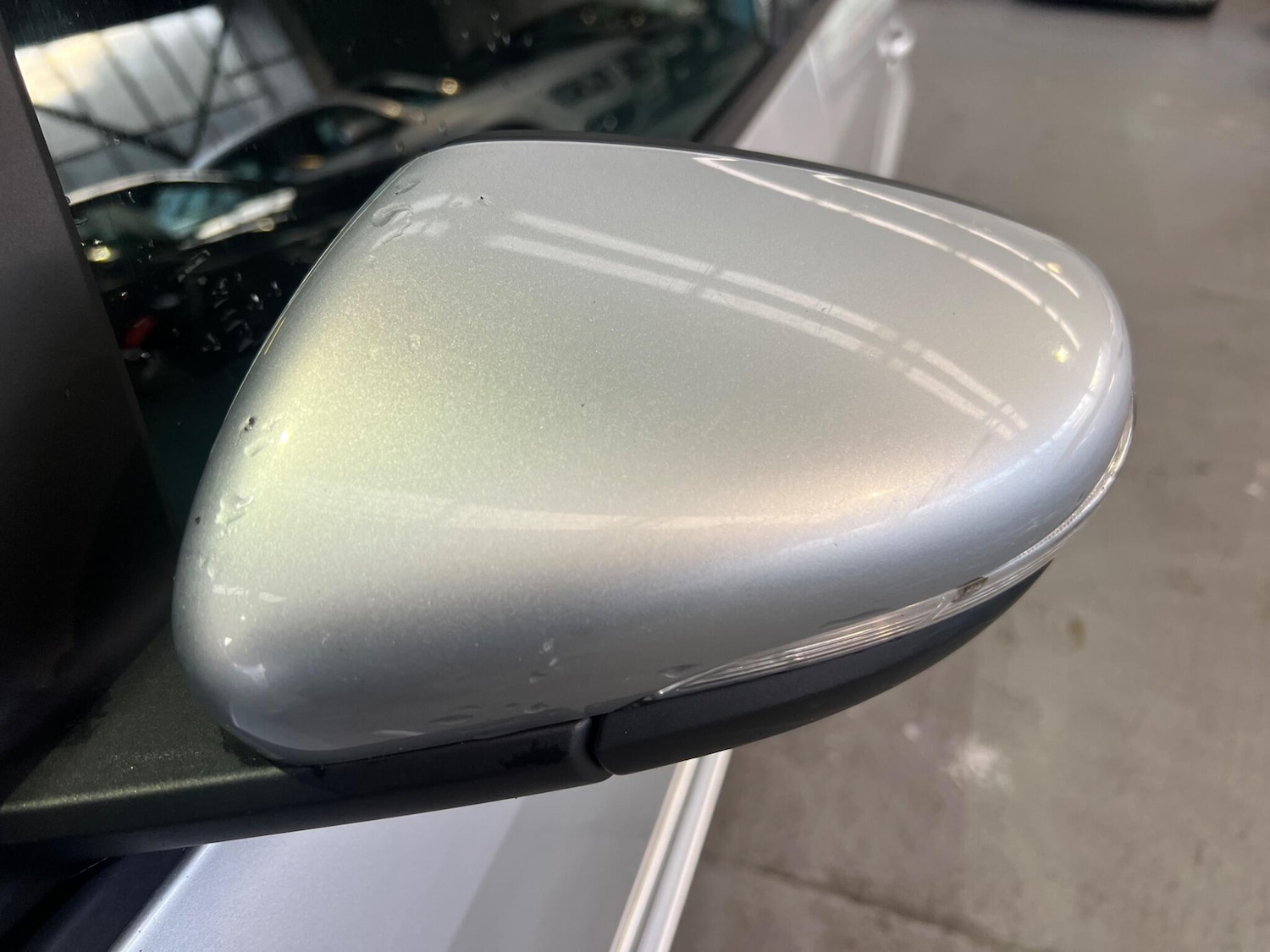 Used Volkswagen Touran 2014 for sale - 76952550: Photo 37