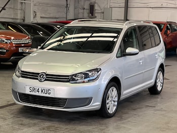 Used Volkswagen Touran 2014 for sale - 76952550: Photo