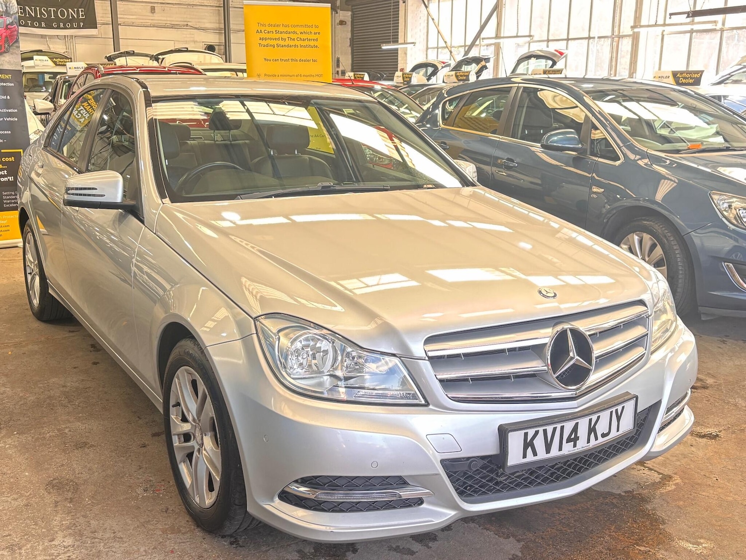 Used Mercedes-Benz C Class 2014 for sale - 78204996: Photo 1