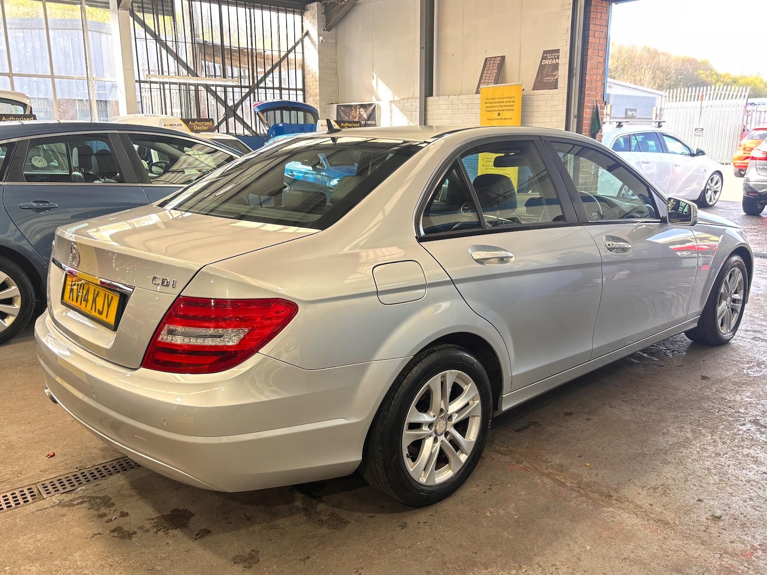 Used Mercedes-Benz C Class 2014 for sale - 78204996: Photo 5