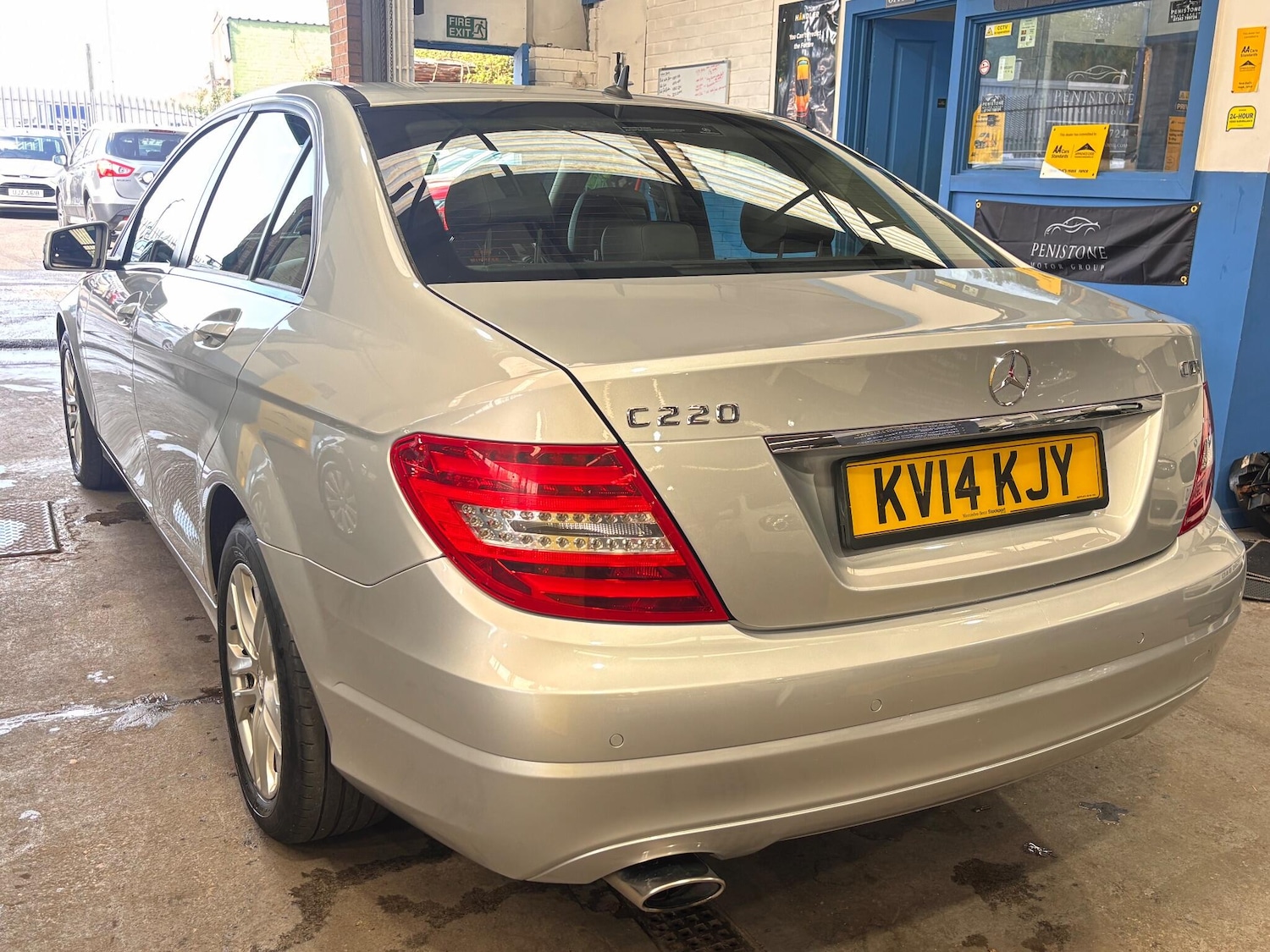 Used Mercedes-Benz C Class 2014 for sale - 78204996: Photo 7