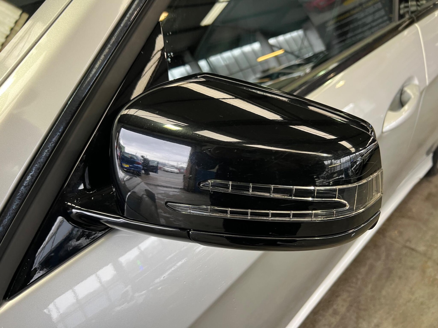 Used Mercedes-Benz E Class for sale - 77538453: Photo 29